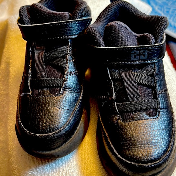 Jordon sneakers black size 10c - Picture 1 of 6